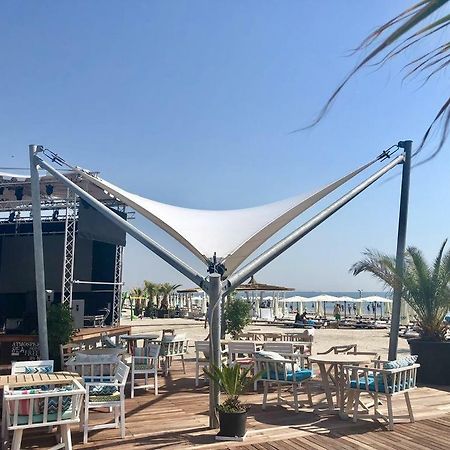 White Tower Mamaia Apartament Luaran gambar