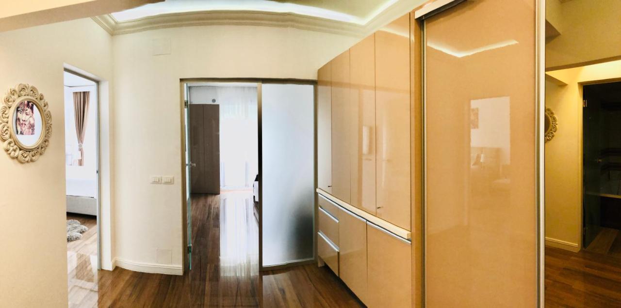 White Tower Mamaia Apartament Luaran gambar