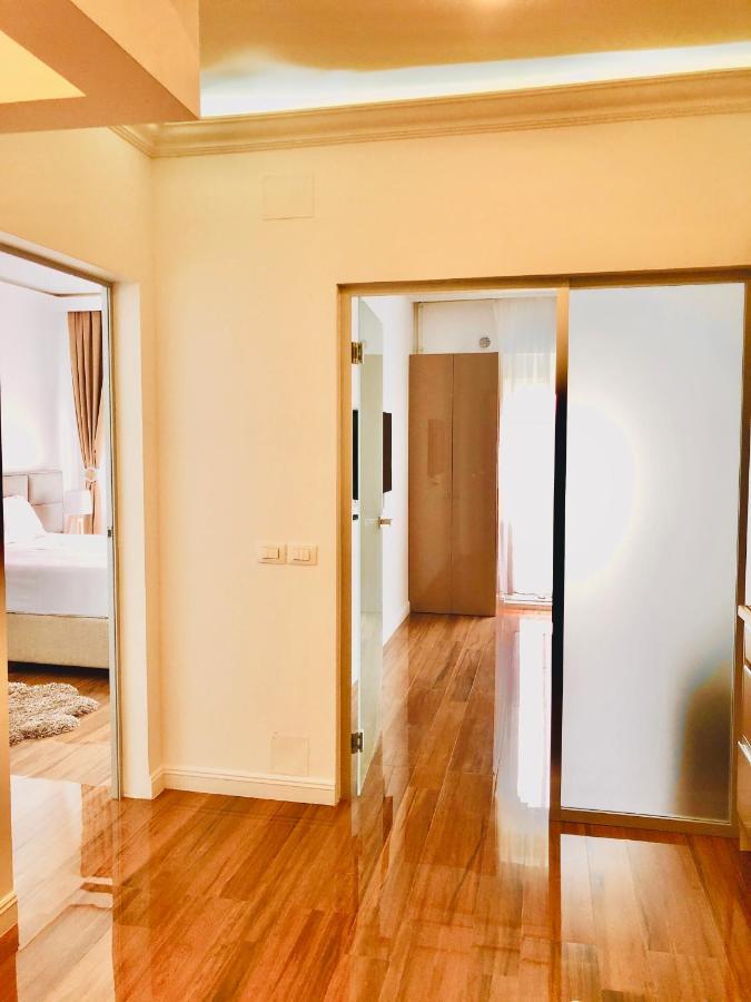 White Tower Mamaia Apartament Luaran gambar